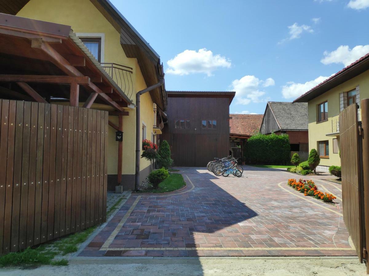 Apartmán Domcek Janina Suchá Hora Exteriér fotografie